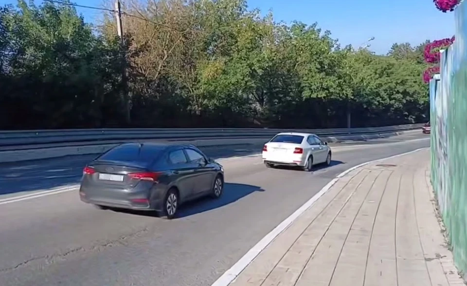 В Калуге устранили последствия провала на улице Набережной.