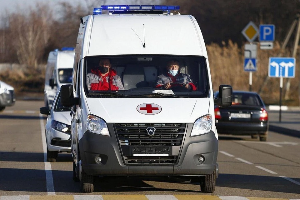 Мужчину перевезли в краснодарскую больницу