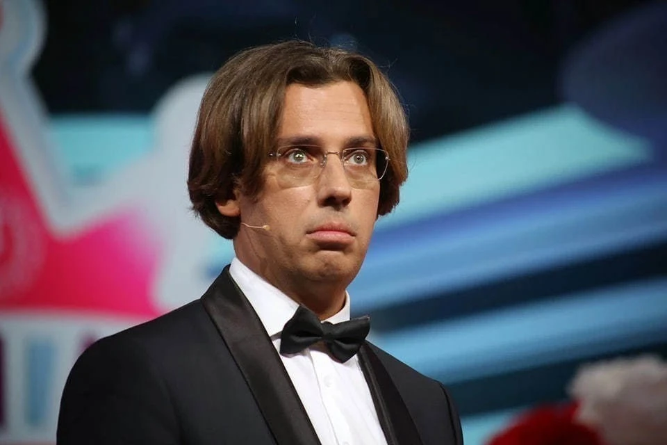 Уехавший из РФ Галкин* рассказал, что врезался на велосипеде в автомобиль
