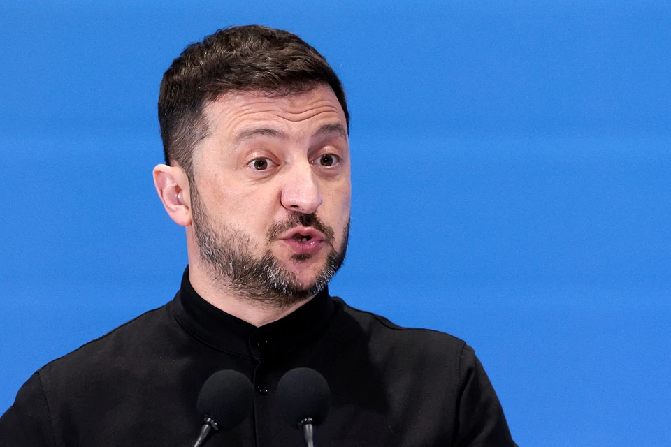 Сегодня Зеленский много отчитывался о своих звонках лидерам других стран, а звонил он в эту пятницу, словно заведенный