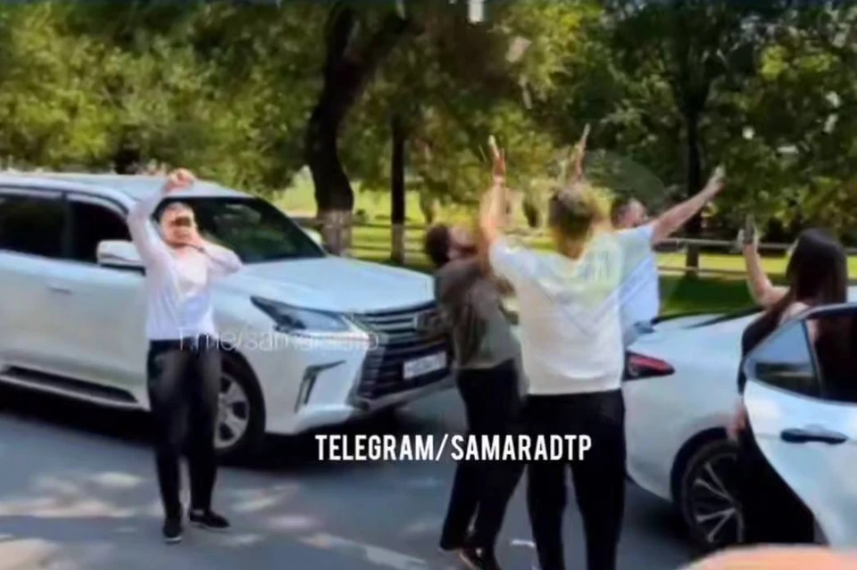 Инцидент на видео засняли очевидцы. Фото: скриншот видео/ t.me/samaradtp