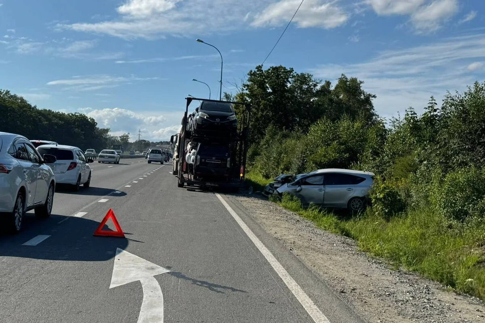 В результате аварии пострадали три человека, в том числе двое детей. Фото: Госавтоинспекция Приморского края.