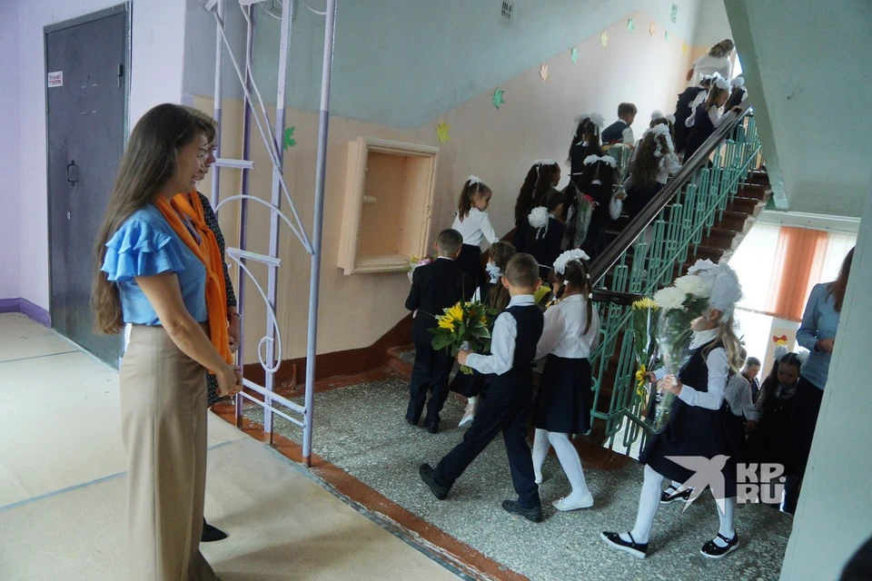 Школьников обследуют врачи