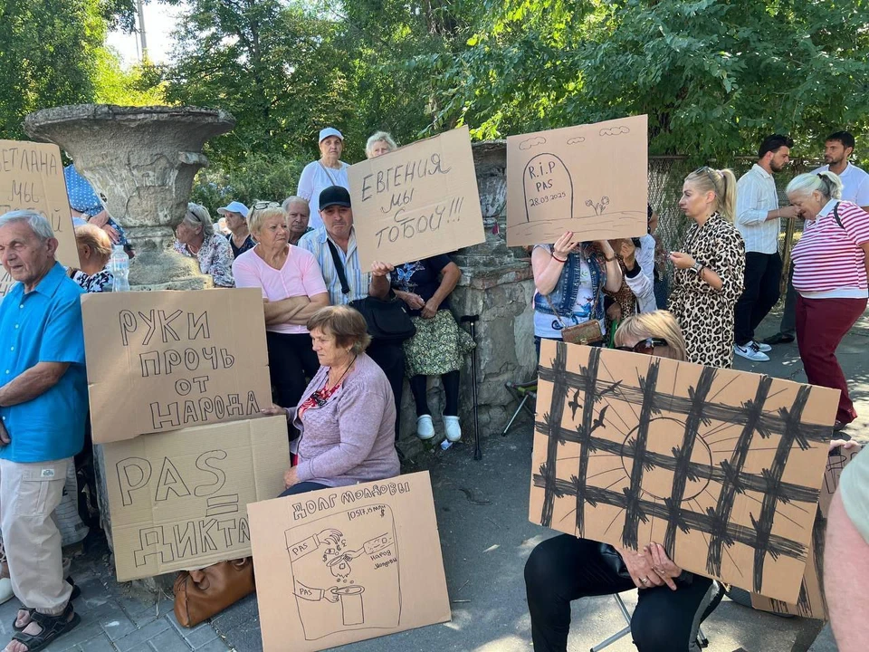 Депутатов «Победы» незаконно не пускают к политзаключенным