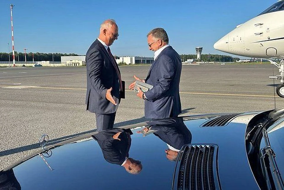 Спецпредставитель Путина Дмитриев выложил фотографию с Уиткоффом на Аляске. Фото: соцсети спецпредставителя президента России Владимира Путина Кирилла Дмитриева