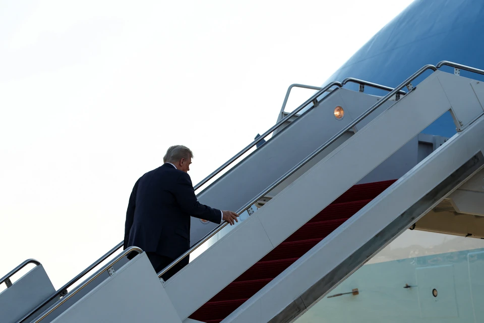 Обед для делегаций США и РФ отменён, Трамп возвращается в Вашингтон