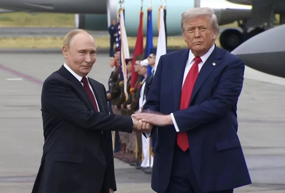 Владимир Путин и президент США Дональд Трамп.