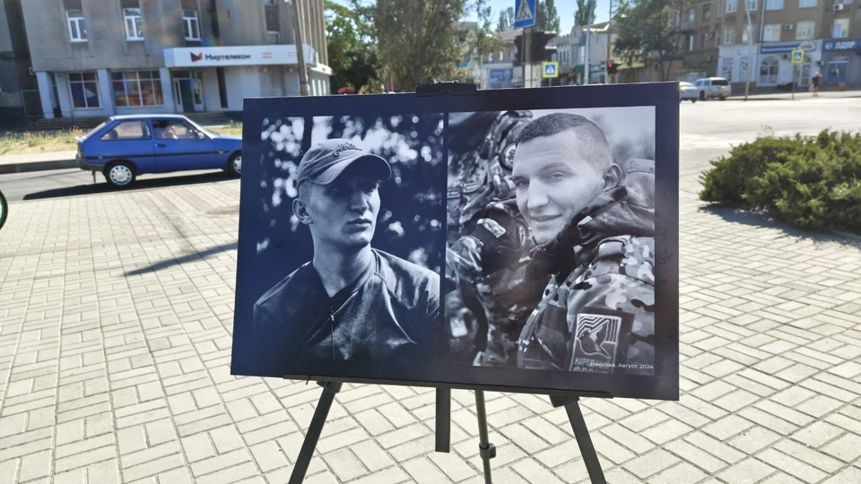 Выставка посвящена Давиду Соколову (позывной Тюр) и Николаю Ковалеву (позывной Чапай)