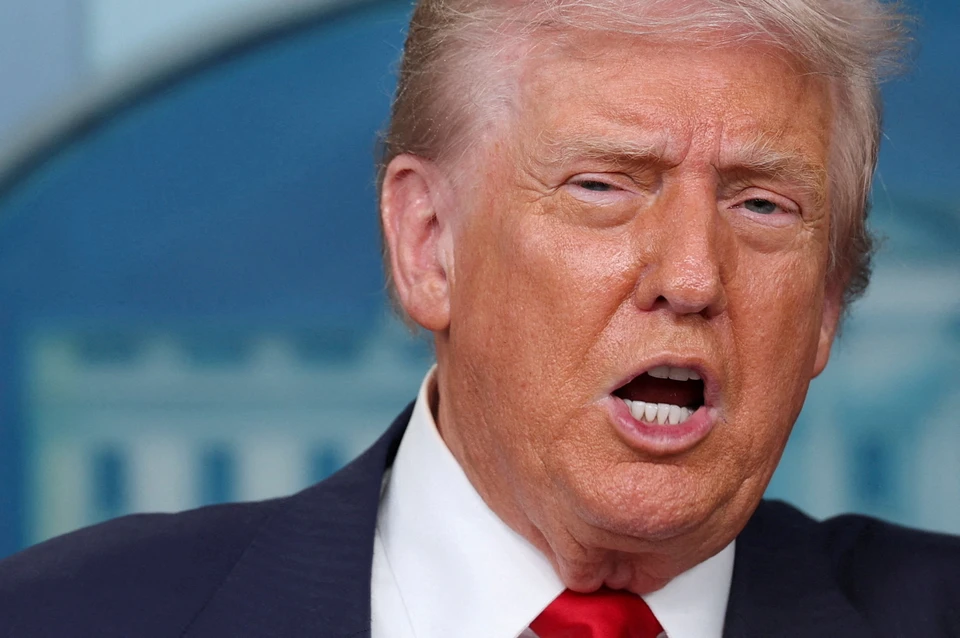 Трамп вновь расширил пошлины на импорт товаров в США