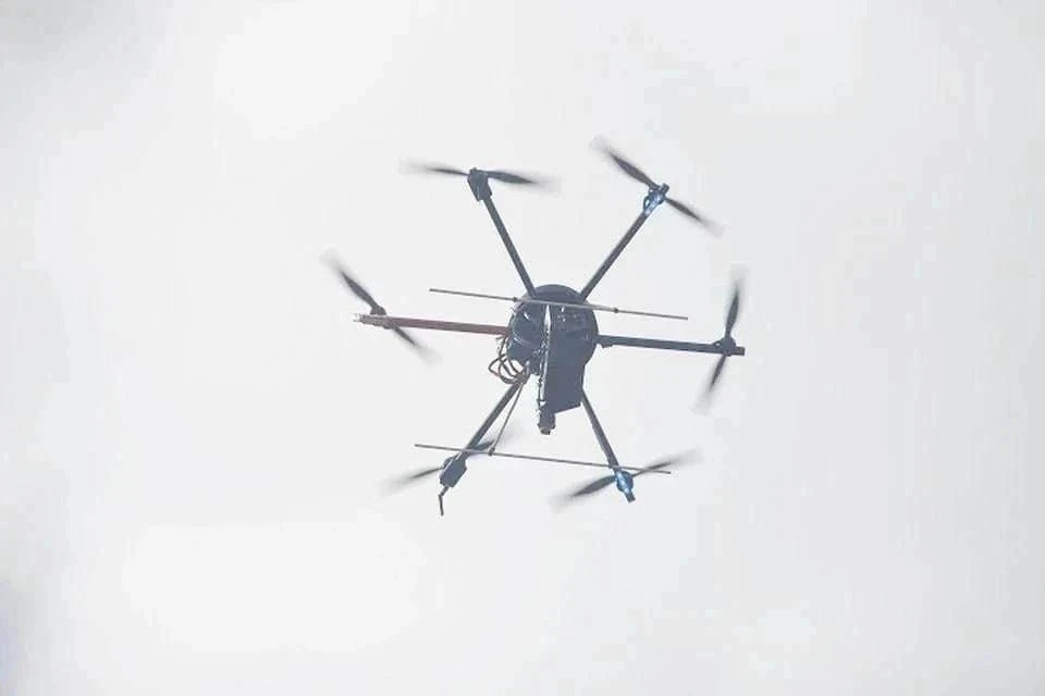 В 07:30 утра дрон ВСУ ударил по гражданскому автомобилю в Лисичанске
