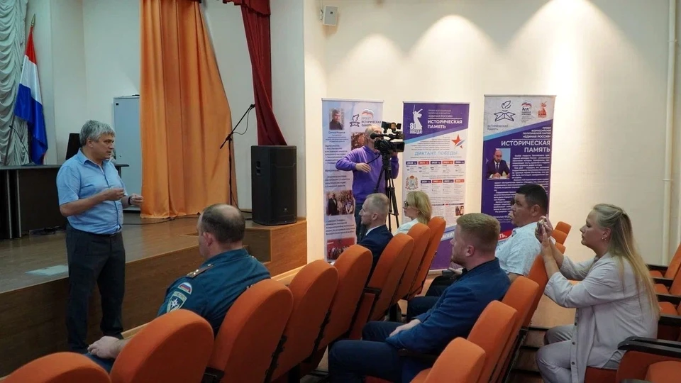 Победителям вручили дипломы и подарки. Фото: "ЕР"