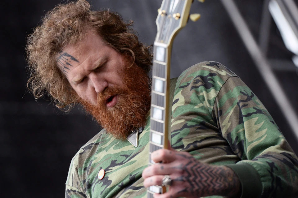 Экс-гитарист Mastodon Брент Хайндс погиб в аварии в США