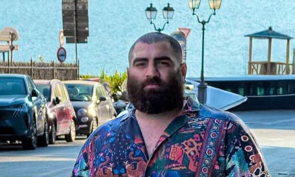 Блогер Маркарян пытался скрыться в багажнике, но был задержан