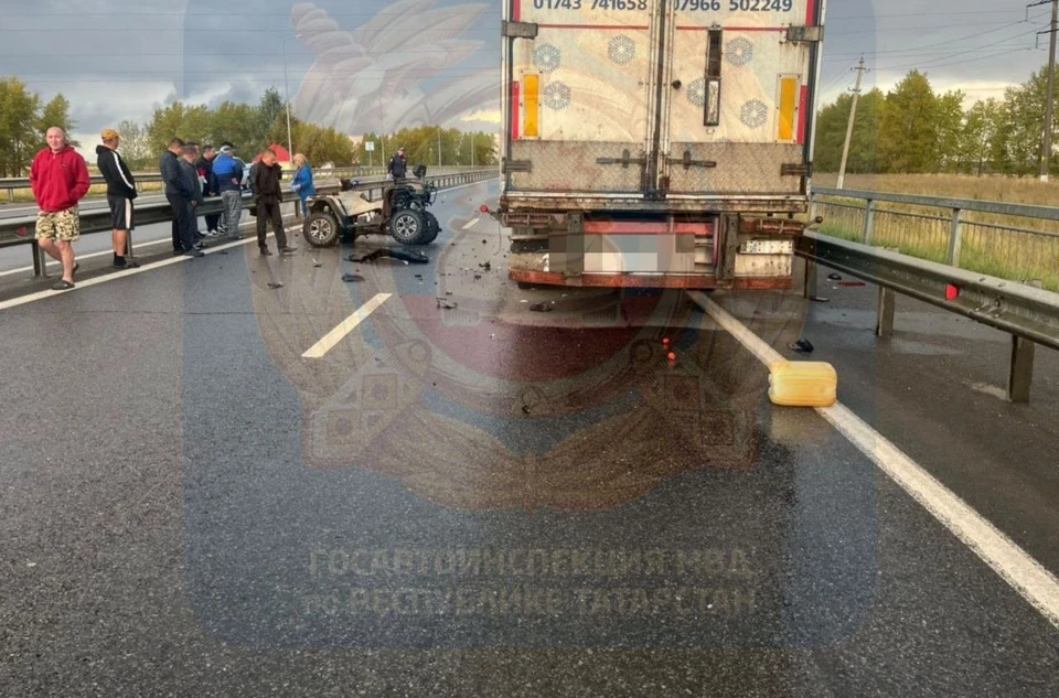 Водитель квадроцикла погиб на месте происшествия.