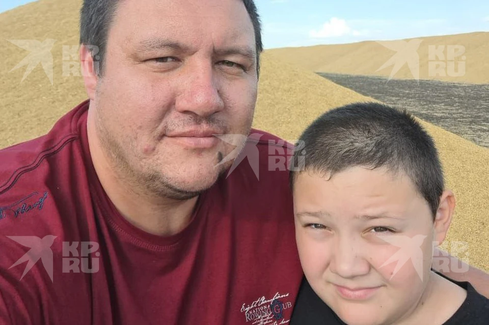 Родион увлекался не только мотоспортом, но и помогал родителям на пасеке. Фото: Предоставлено специально для «КП-Уфа» родителями погибшего подростка.