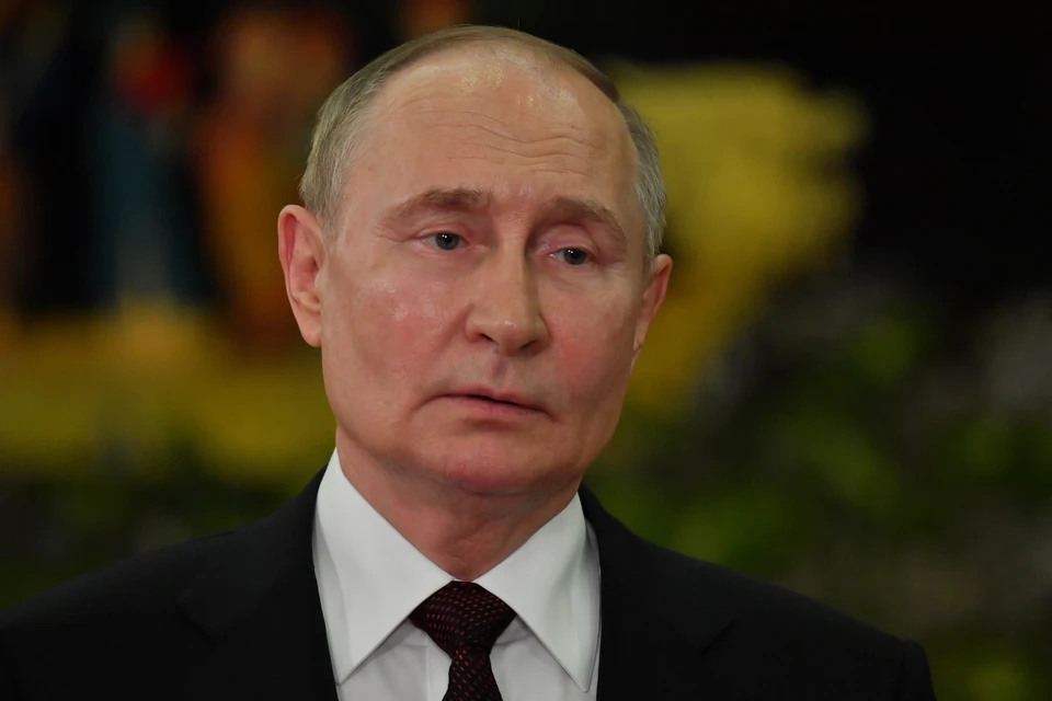 Путин назвал Китай для РФ безусловным лидером по объему двусторонней торговли