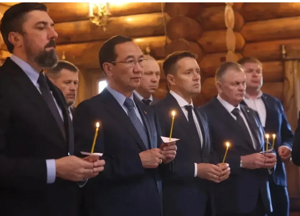 Глава Якутии почтил память погибших шахтёров в Нерюнгринском районе Фото:Андрей Сорокин