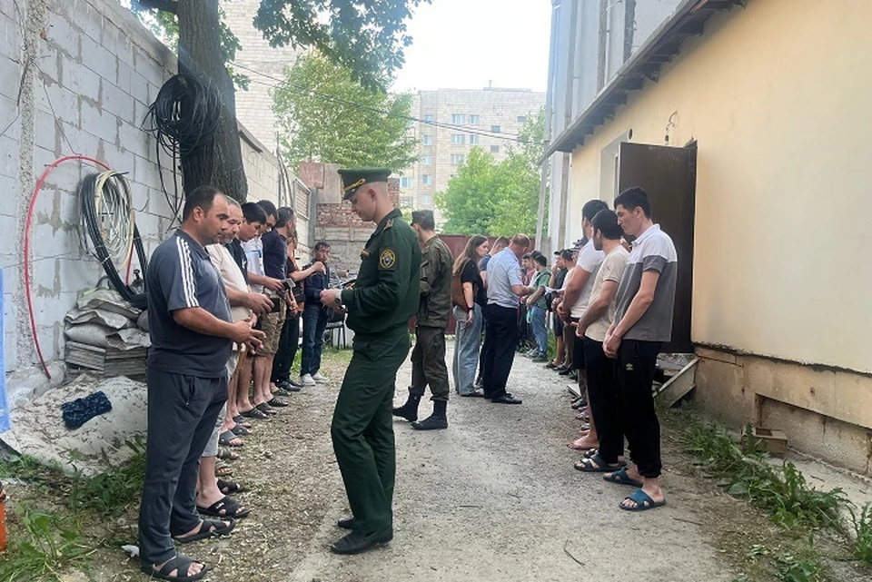 Было выявлено 17 лиц, не вставших на воинский учет. Фото: пресс-служба ВСУ СКР по ЦВО