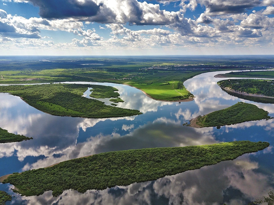 Россия занимает 2-е место в мире по запасам пресной воды (4507 куб. км), уступая только Бразилии.