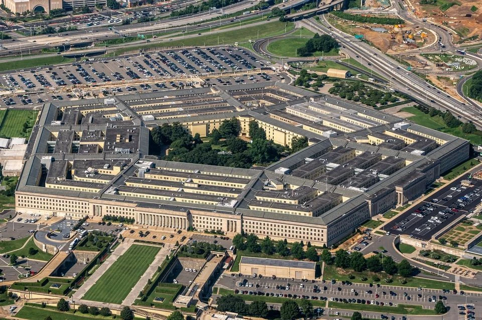 Politico: смена названия Пентагона может обойтись США в миллиарды долларов