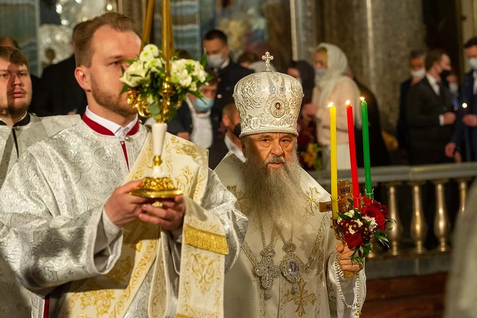 Божественную литургию проведет митрополит Варсонофий.