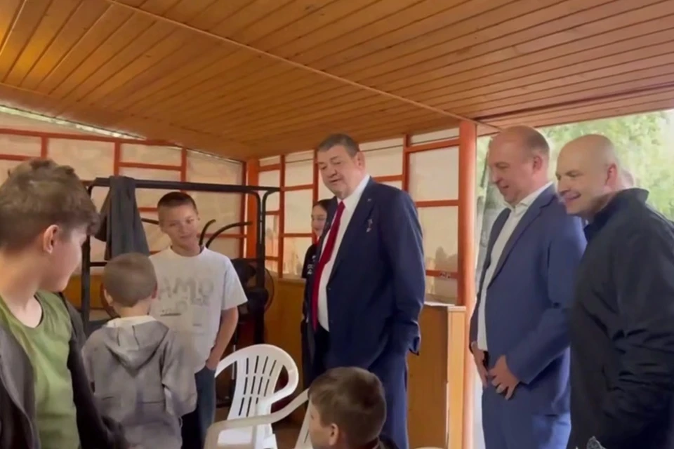 Приходько навестил юных жителей Горловки, отдыхающих в Тульской области. Фото: ТГ/Приходько