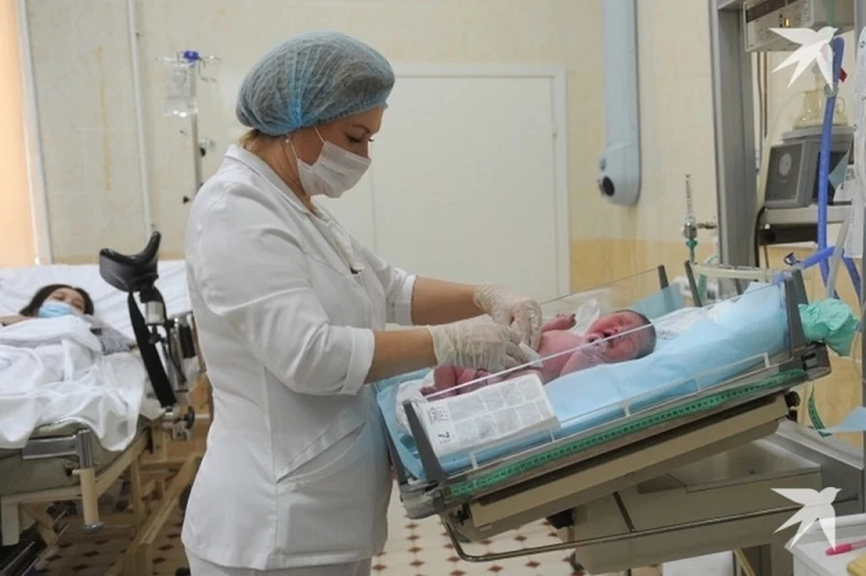 На свет появились 322 мальчика и 312 девочек