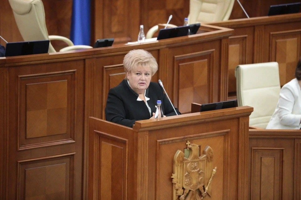 Илан Шор поздравил с днем рождения Регину Апостолову.