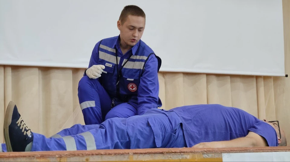 Собственный пример – лучший. Руслан Ганчев показывает на себе, как можно спасти жизнь человеку