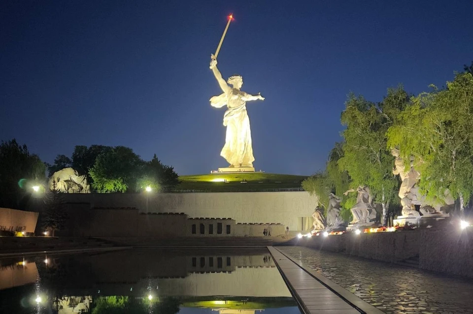 В ходе поездки ребята посетят знаковые исторические места – Мамаев курган, музей-панораму «Сталинградская битва», а также легендарный Дом Павлова. Фото: пресс-служба ЮУЖД