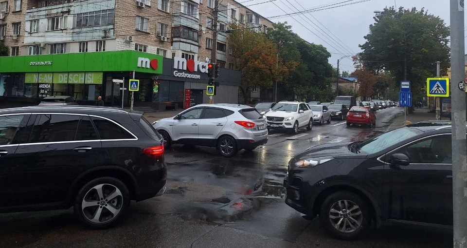 Пробки в Кишиневе никогда не закончатся. Фото: "КП"