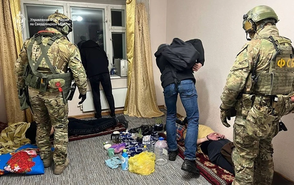 Осужденные собирали деньги и отправляли их на нужды боевиков из Сирии. Фото: управление ФСБ России по Свердловской области