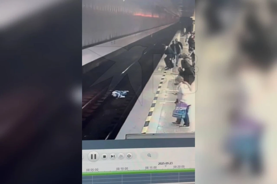 Девушка упала с платформы на станции метро «Геологическая» в Екатеринбурге