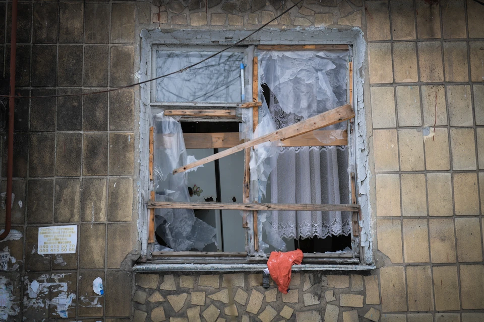 В Белгороде выбиты окна 46 квартир в 17 многоэтажках, повреждены 52 автомобиля. Фото из архива КП