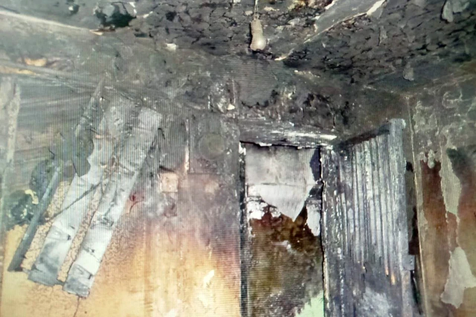 Тело погибшей обнаружили в квартире на ул.Менделеевской в Воскресенске после того, как потушили огонь. Фото: прокуратура Московской области
