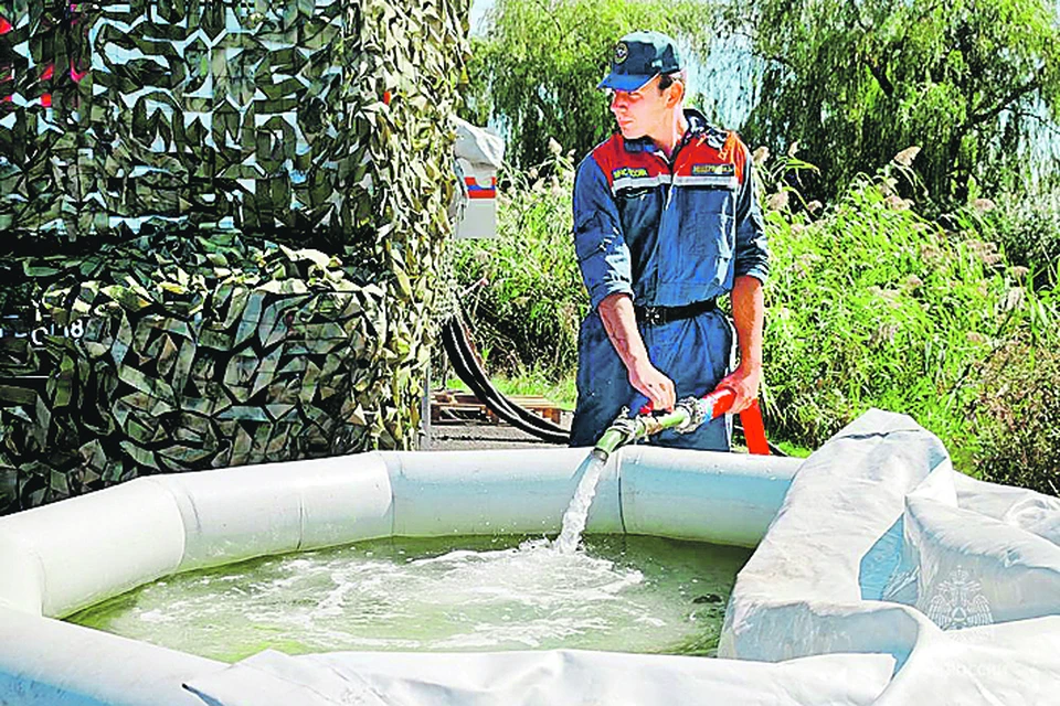 МЧС России обеспечивает жителей ДНР чистой водой. МЧС России