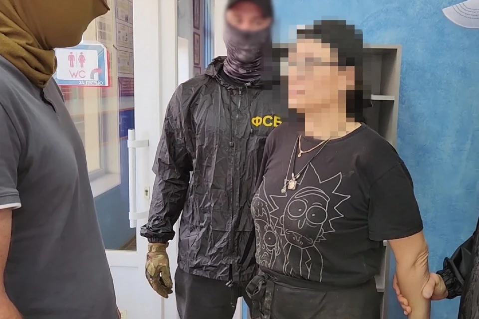 Женщина начала сотрудничать с украинской разведкой два года назад. Фото: кадр видео пресс-службы управления ФСБ по РК и Севастополю