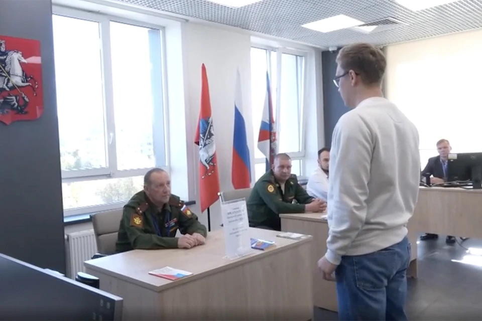 К Новому году из Единого пункта призыва города Москвы в войска отправят более 9 тысяч человек