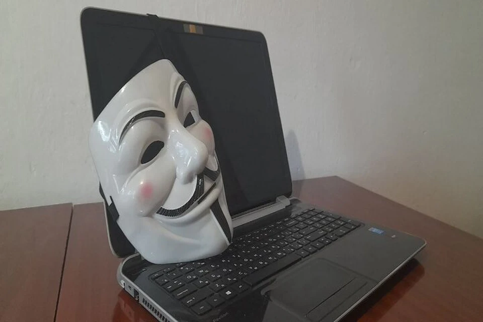 Сотни тысяч рублей выманили у херсонки жулики