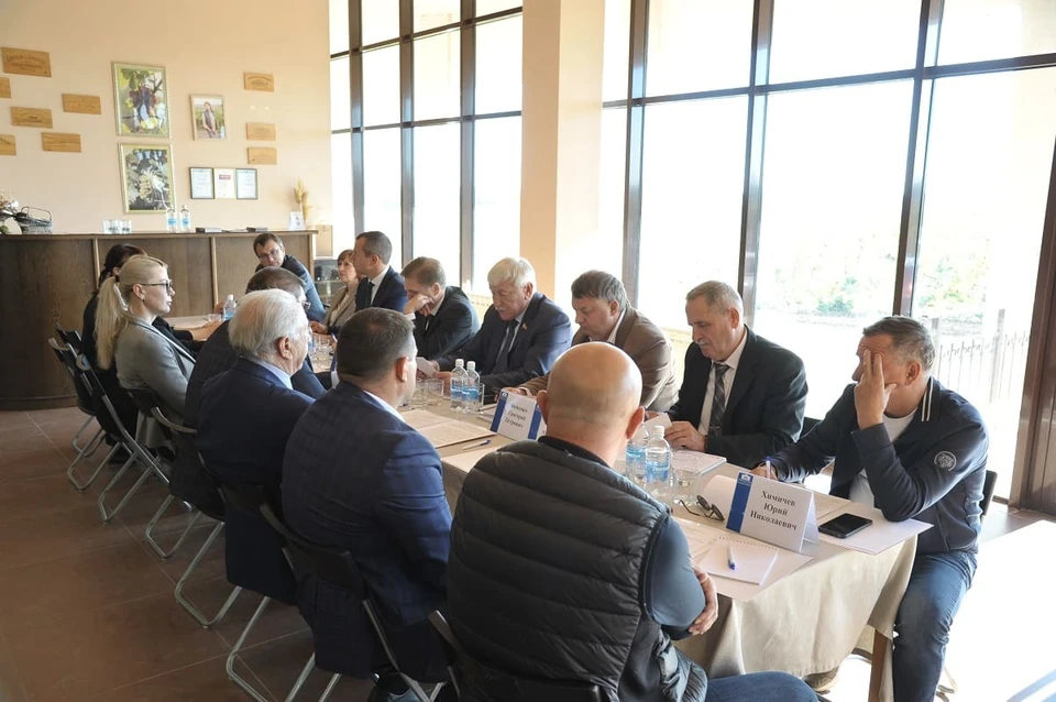 В текущем году на поддержку виноградарства направлено 100 миллионов рублей.