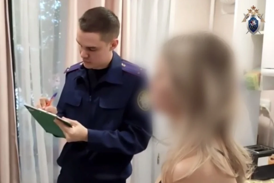 Подозреваемая задержана. Фото: скриншот видео СУ СК Удмуртии