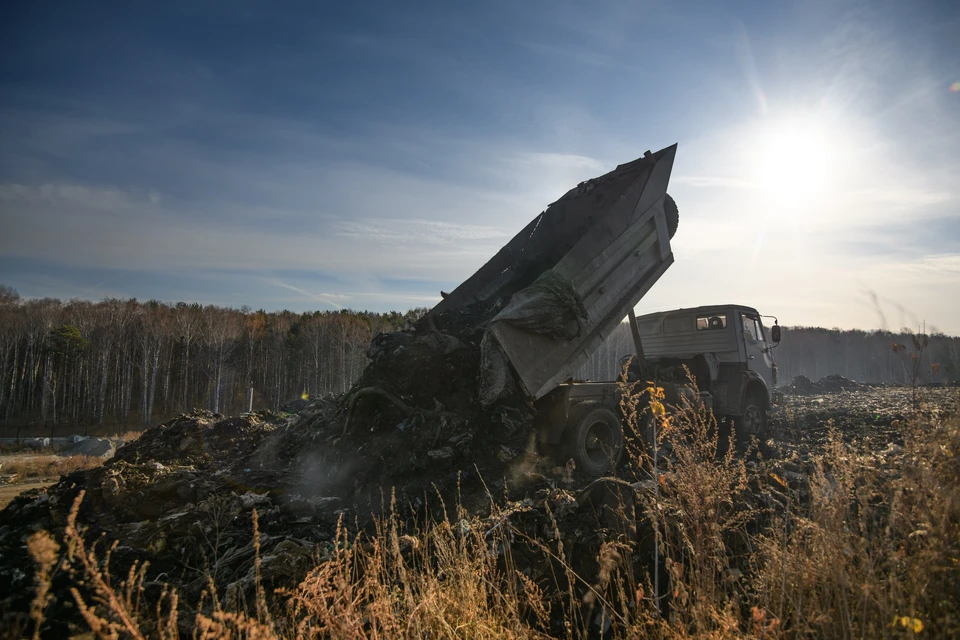 Командир РФ "Скат" рассказал об использовании ВСУ мусоровозов для доставки воды