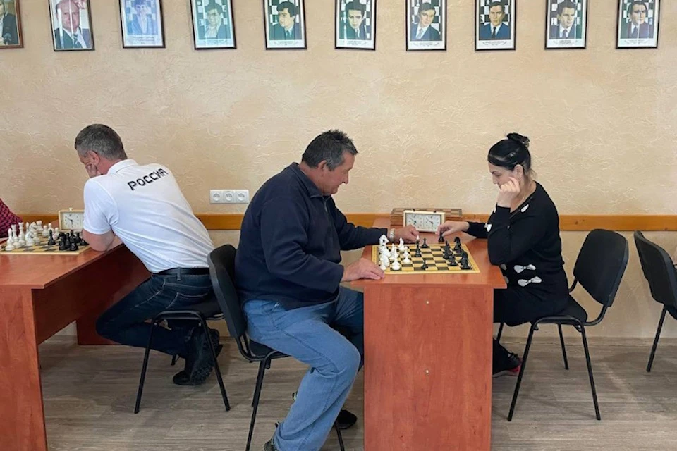 Каховский шахматный клуб отметил 50-летний юбилей Фото: администрация Каховского округа