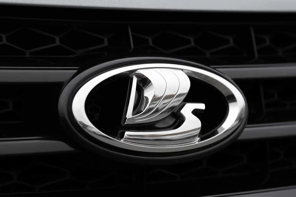 АвтоВАЗ зарегистрировал новый товарный знак Lada Salut