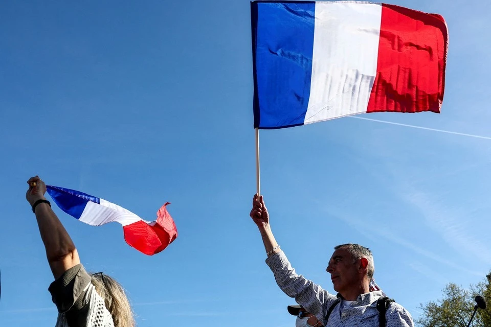 Глава счетной палаты Франции Московиси сравнил госдолг страны с петлей на шее