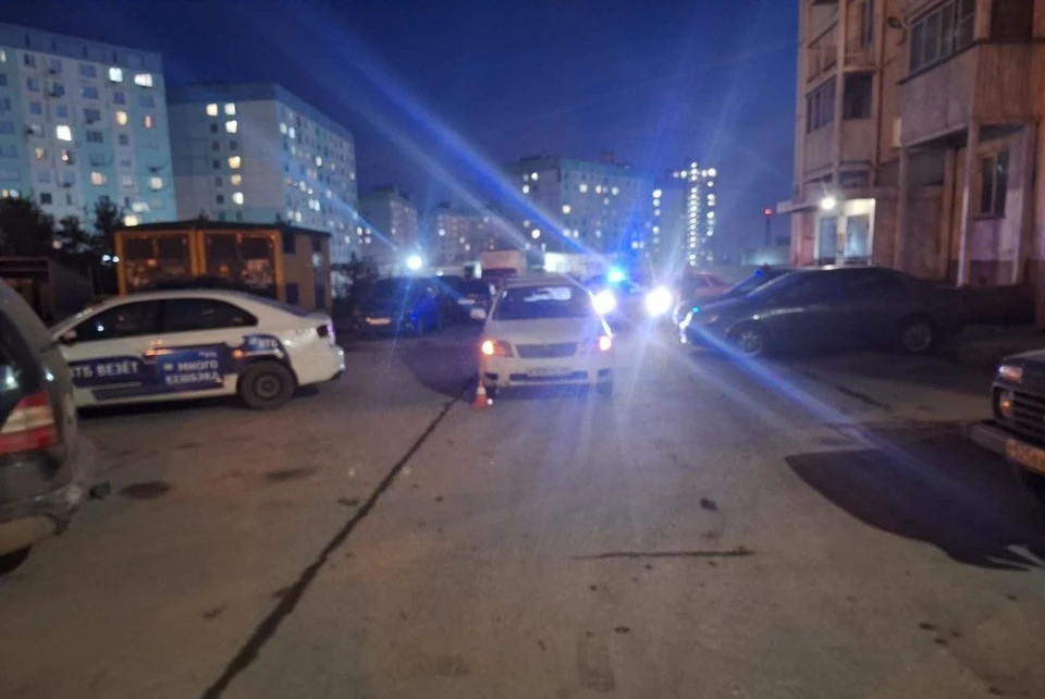 Машина сбила ребенка на улице Татьяны Снежиной в Новосибирске. Фото: ГАИ Новосибирской области