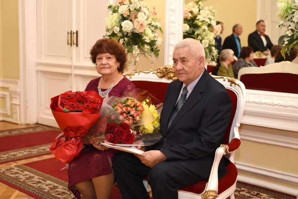 Главным секретом семейного долголетия Киекбаевы называют взаимопонимание. Фото: мэрия Оренбурга