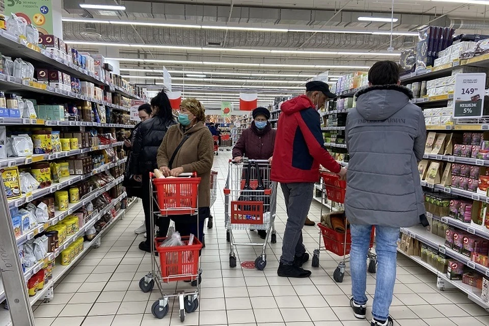 Женщину приговорили к условному сроку за кражу карты у подруги в Якутии