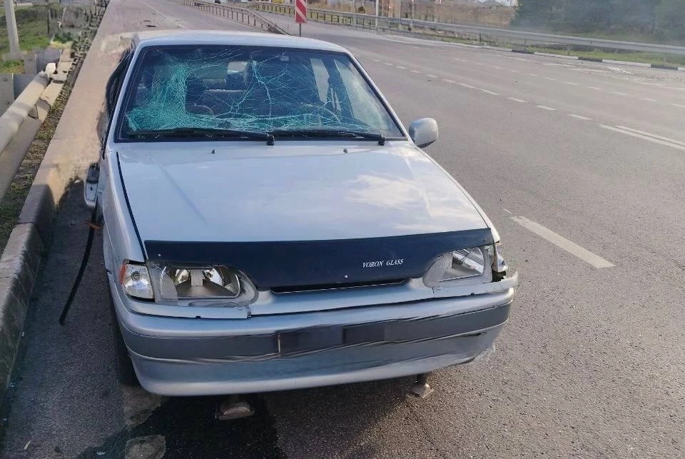 Беспилотник ударил по легковому автомобилю в Белгородском районе. Фото Telegram-канала губернатора Белгородской области