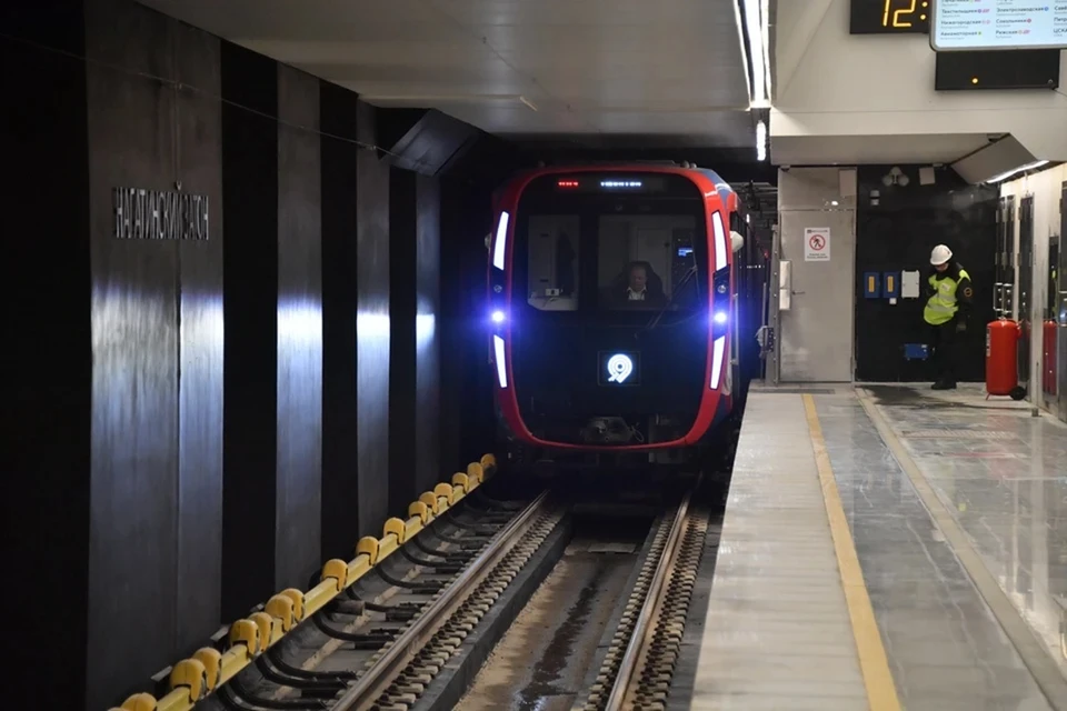 В новосибирском метро могут повысить цены на проезд.